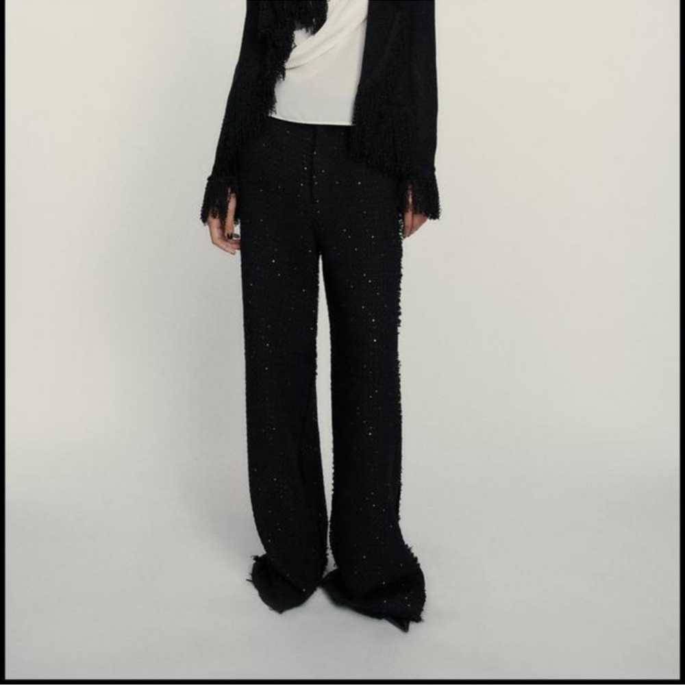 Zara tweed trousers 🖤
